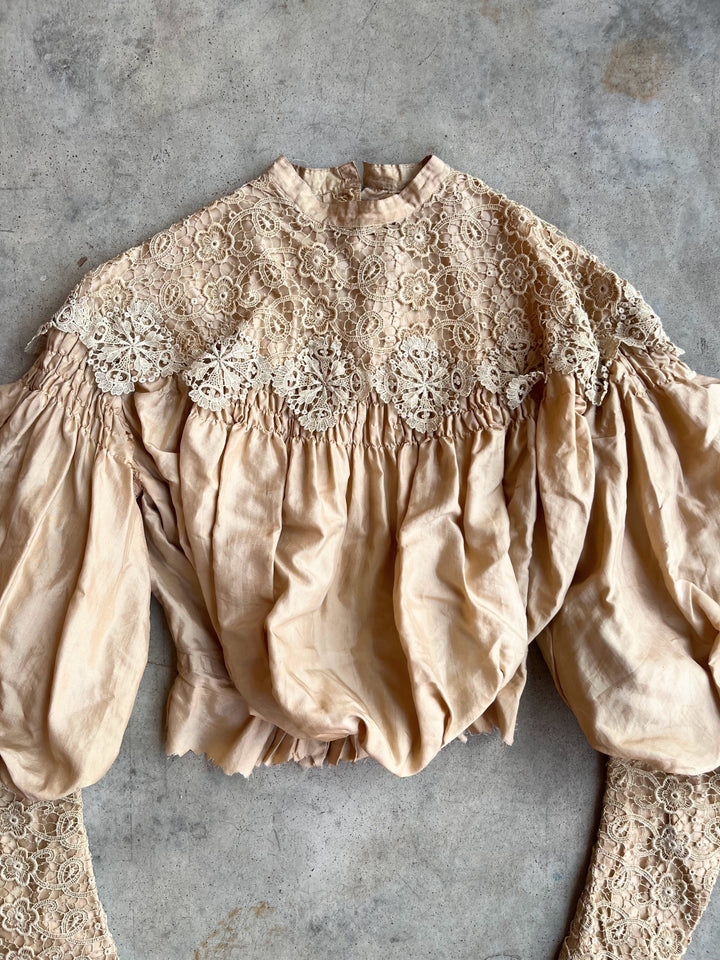 c. 1904 Peach Silk Blouse | Study + Display