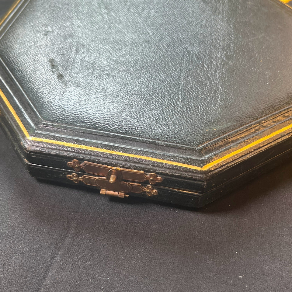 Victorian c. 1898 Sewing Kit in Box