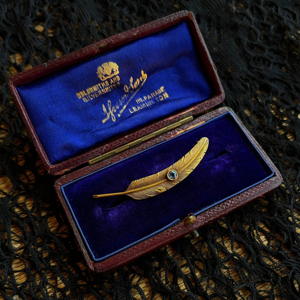 c. 1910s-1920s Wordley Allsopp & Bliss 14K Gold Sapphire Feather Brooch