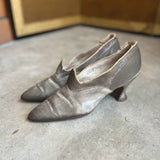 c. 1910s-1920s Lamé Pumps | Approx Sz 7