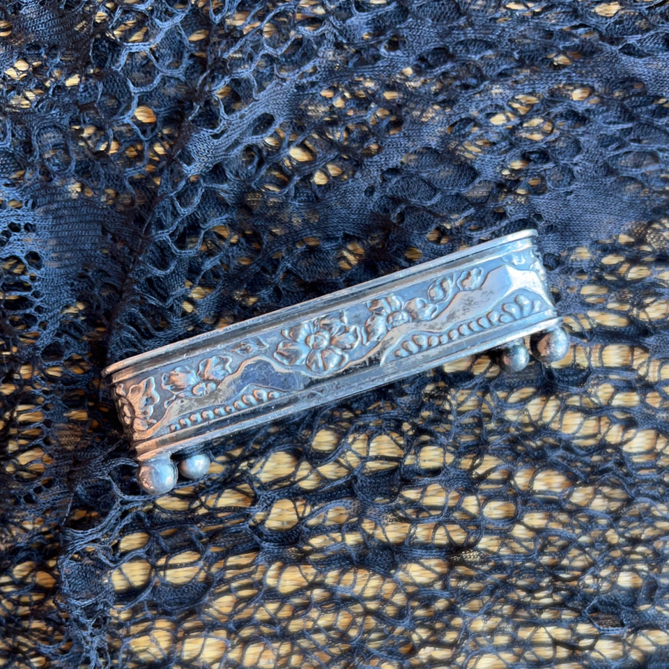 c. 1890s "Woman's Friend" Pin Box - Small