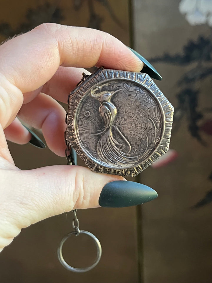 c. 1920s-1930s Finger Chain Compact