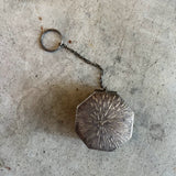c. 1920s-1930s Finger Chain Compact