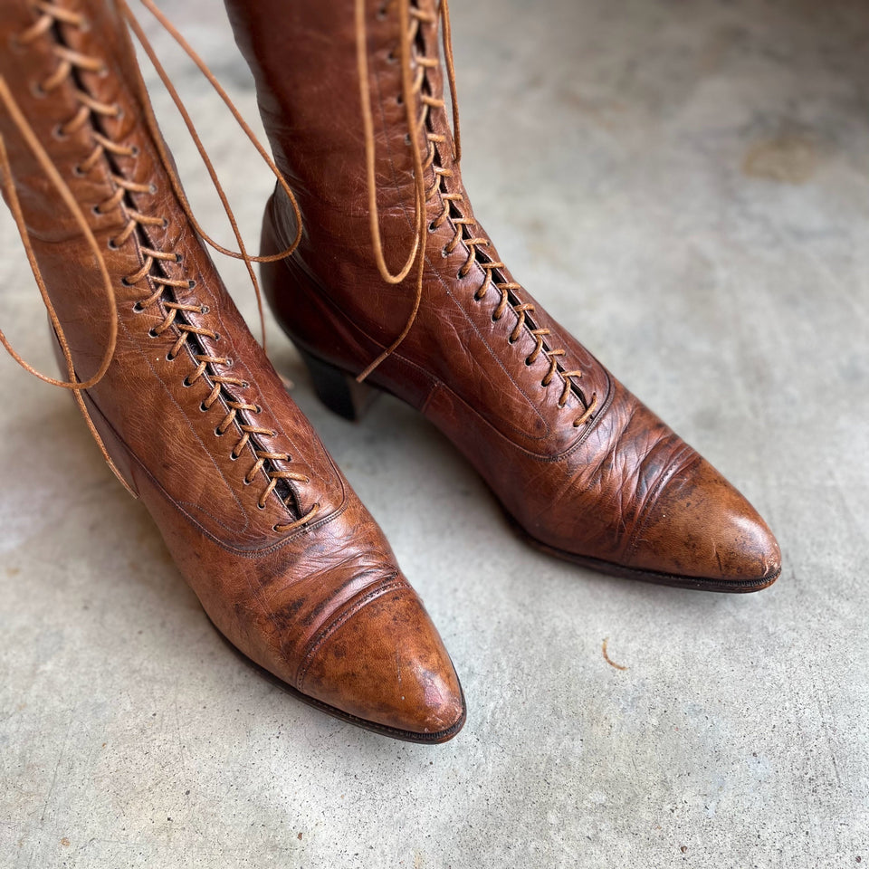 c. 1910s Brown Lace Up Boots | Approx Sz 9