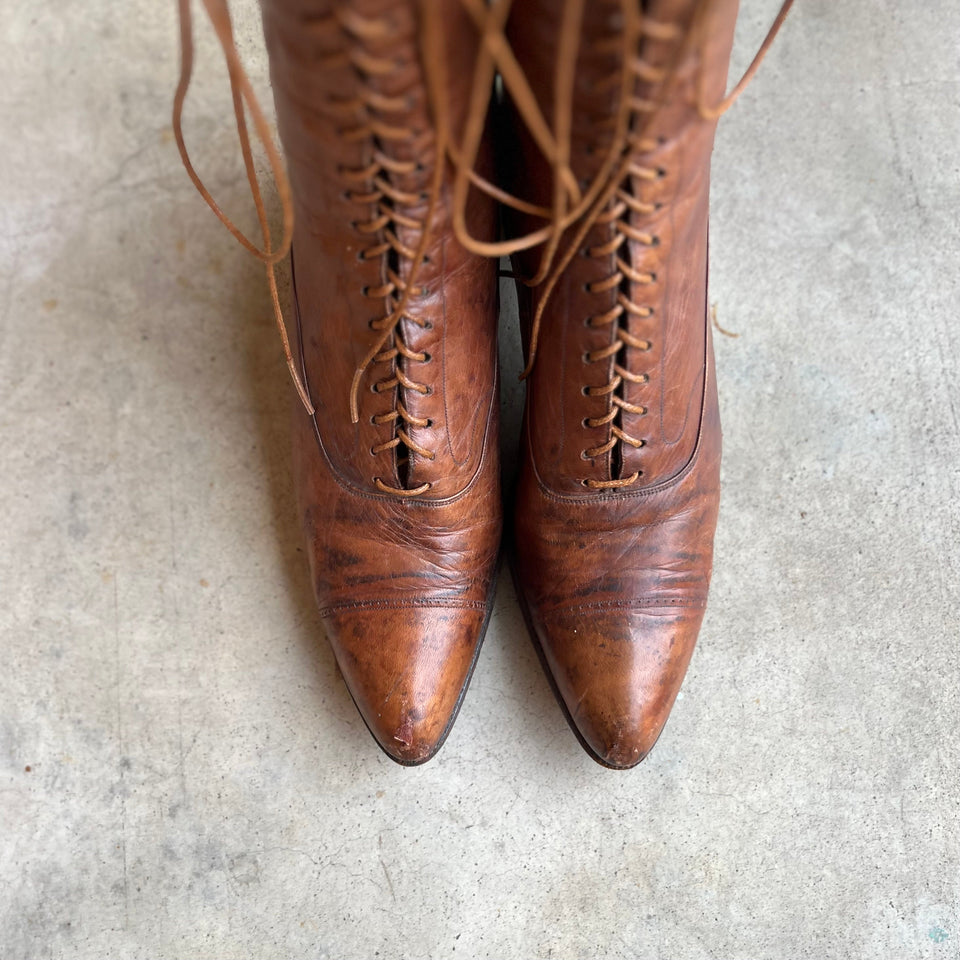 c. 1910s Brown Lace Up Boots | Approx Sz 9
