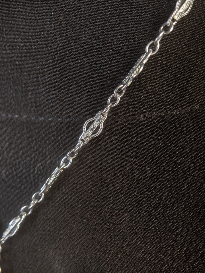 Art Deco Camphor Glass Necklace
