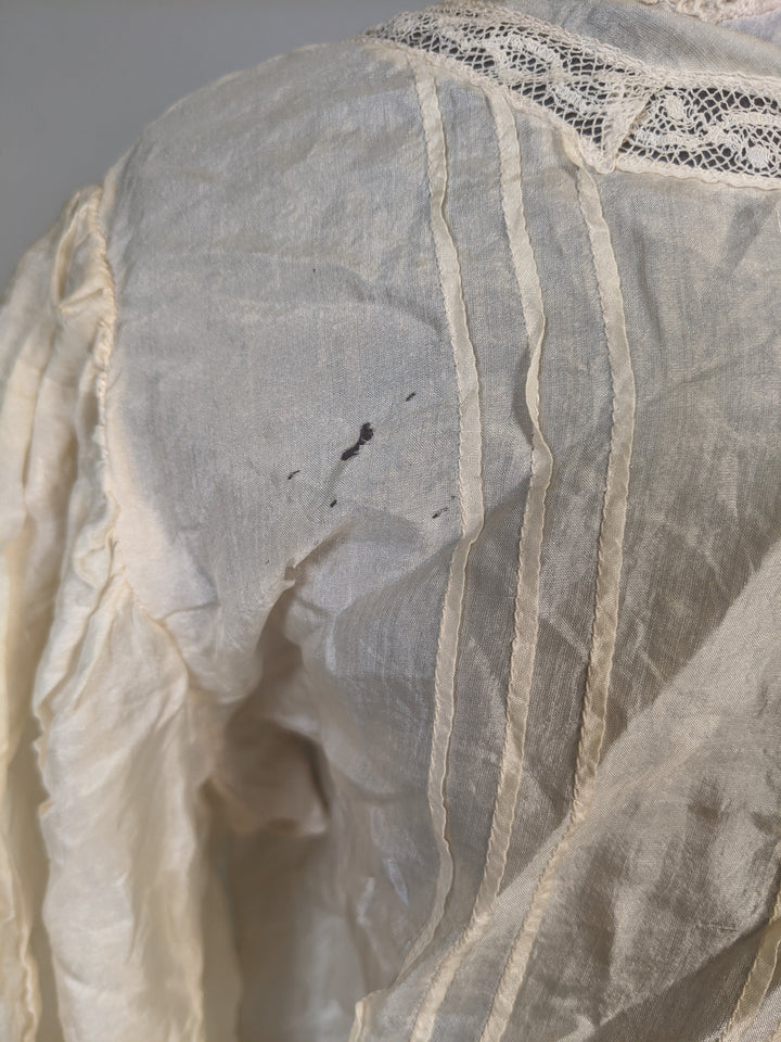 1900s Lace Blouse For Study / Display