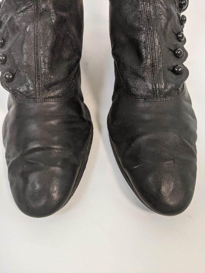 1890s "Sorosis" Side Button Boots | Approx Sz 8-8.5