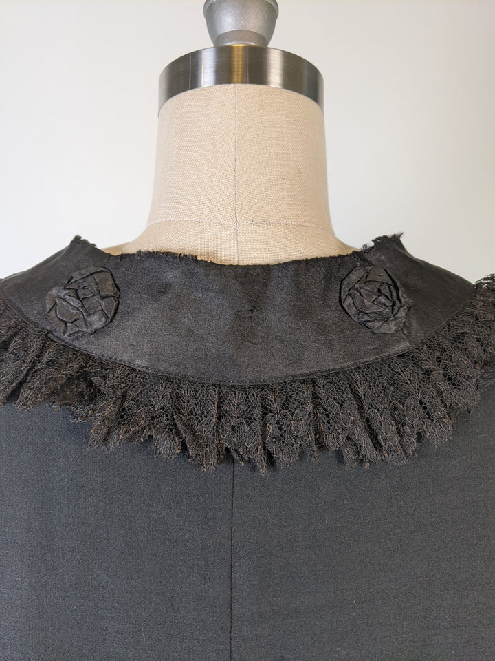 1880s Lace Trimmed Mantle