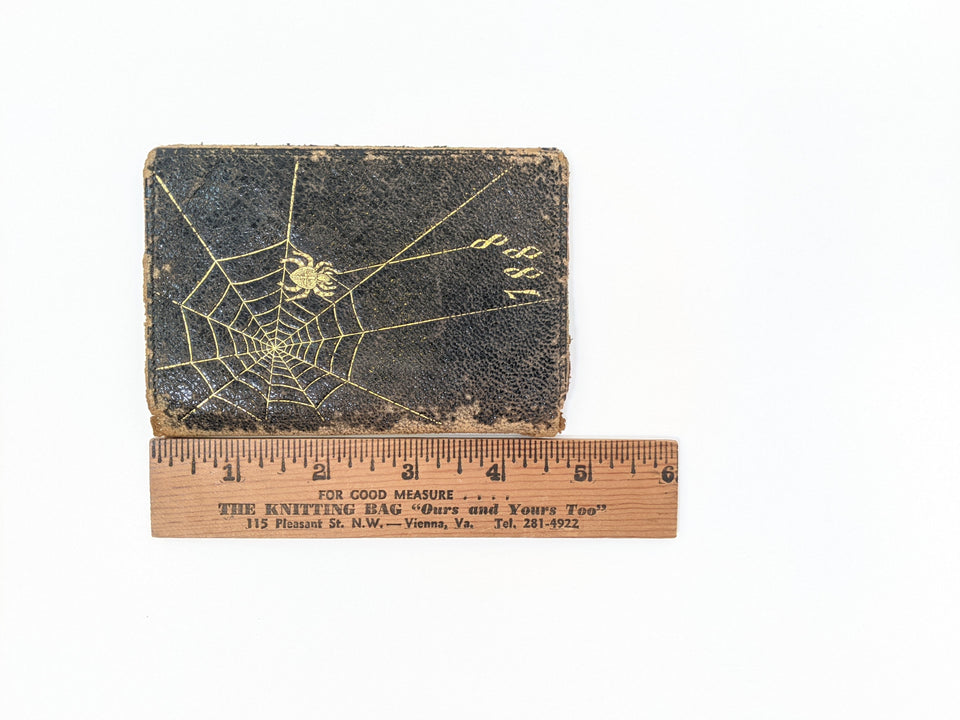 1888 Spiderweb Pocketbook