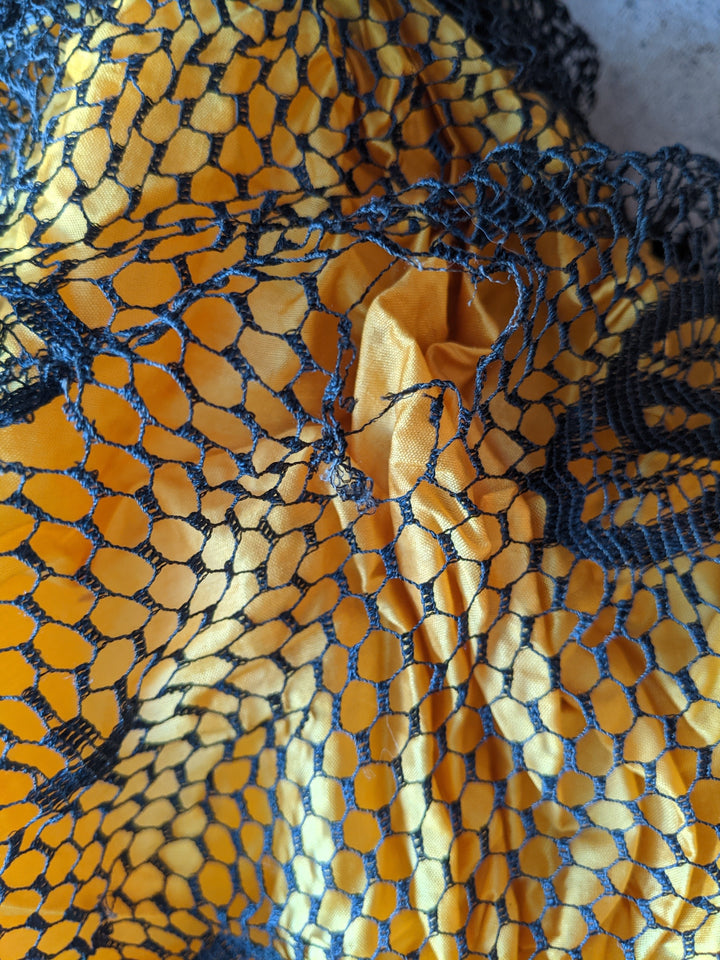 1904-1905 Yellow + Black Silk Bodice