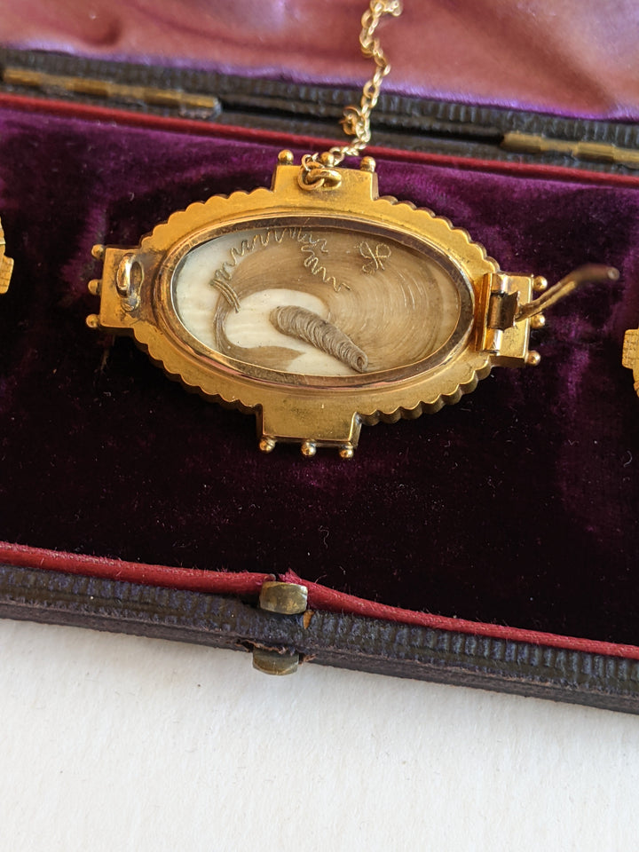 1870s-1880s 14k Gold Demi Parure