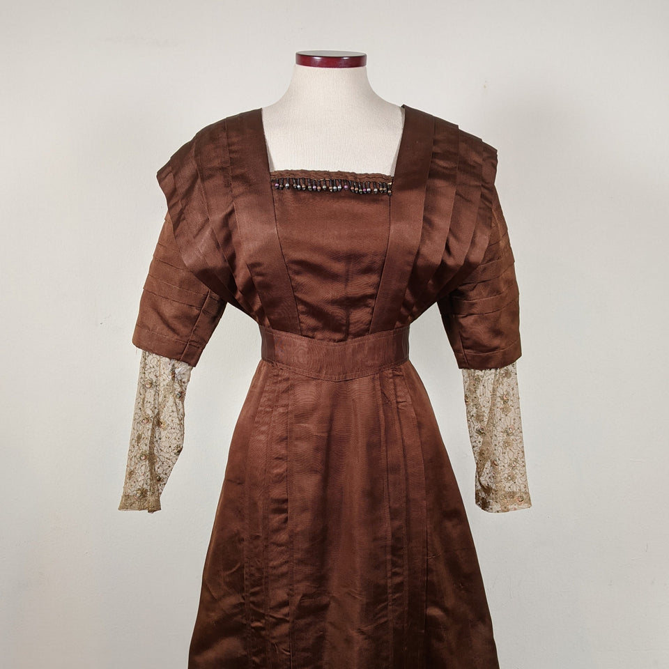 1908-1909 Red Ochre Silk Dress