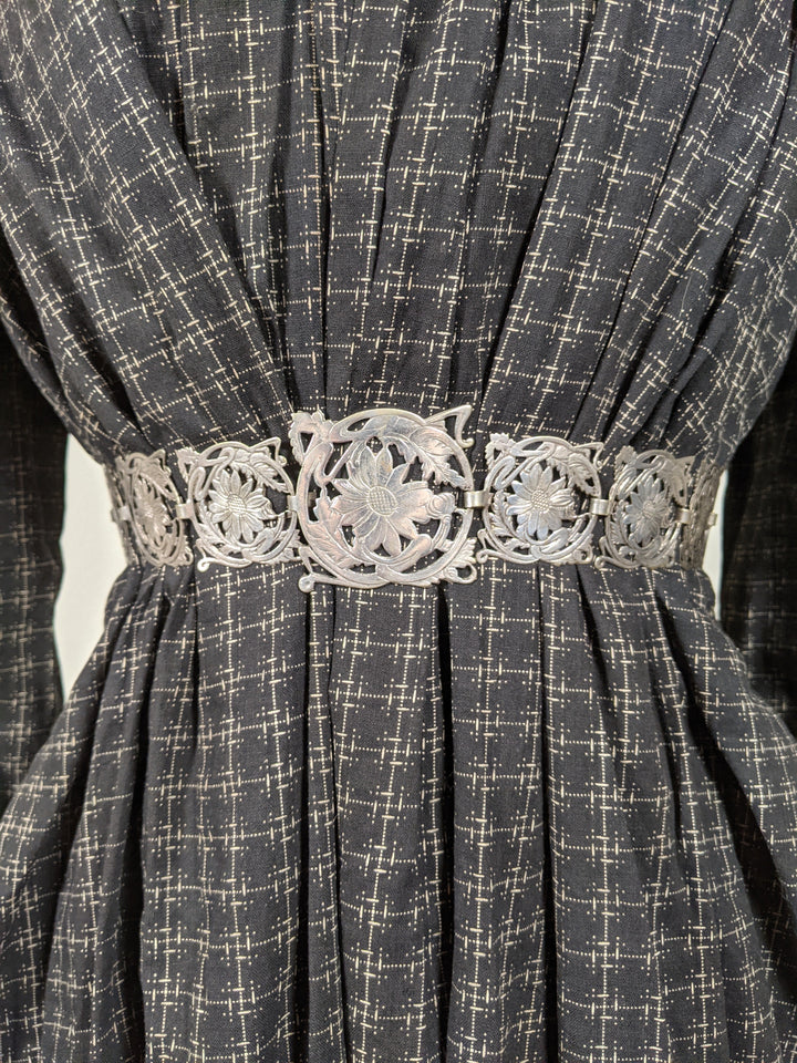 1900s EPNS Flower Belt | 26"