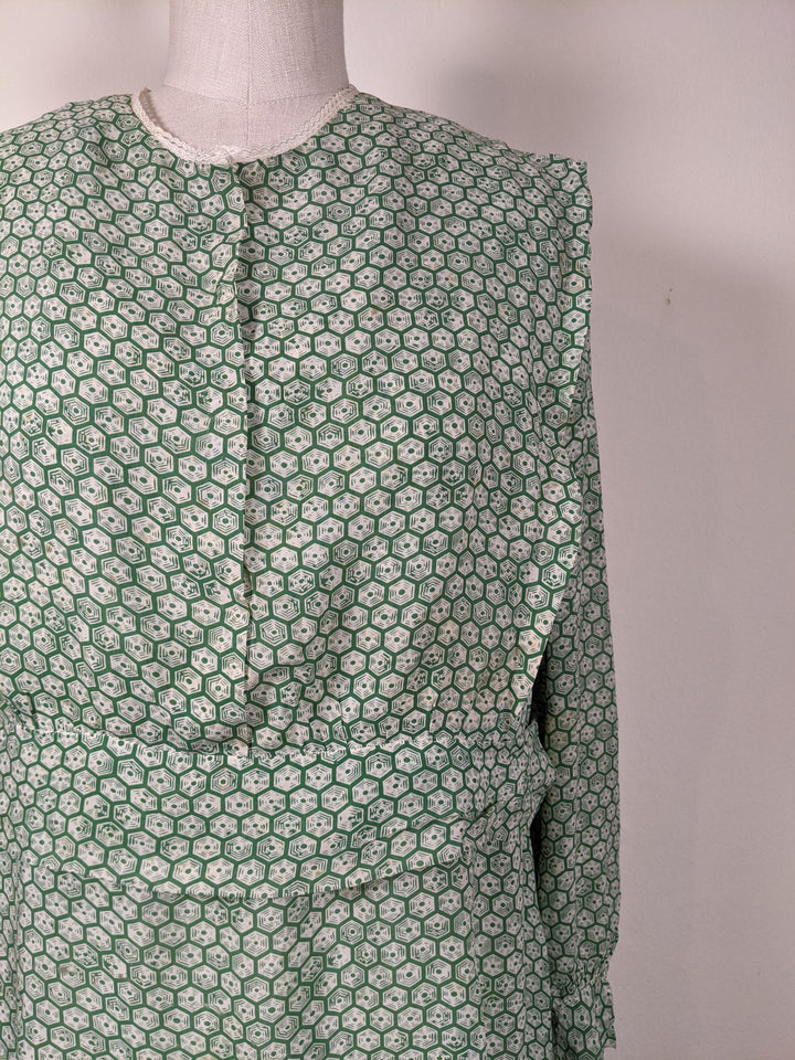 1930s Rayon Spiderweb Novelty Print Dress