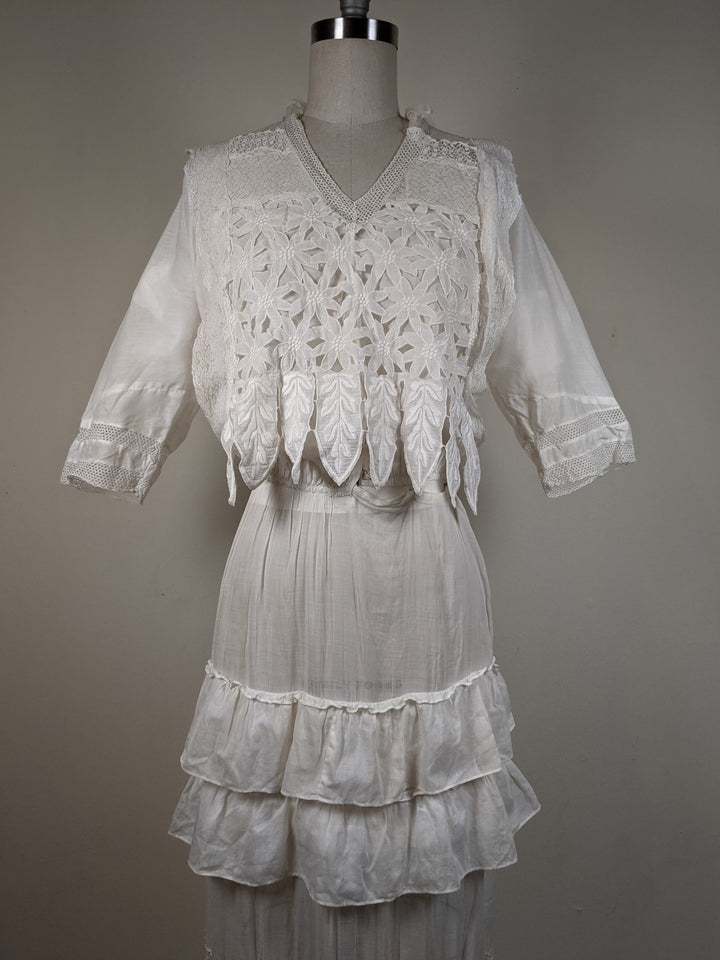 1910s Flower Motif Lingerie Dress