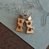 1890s Hourglass Earrings