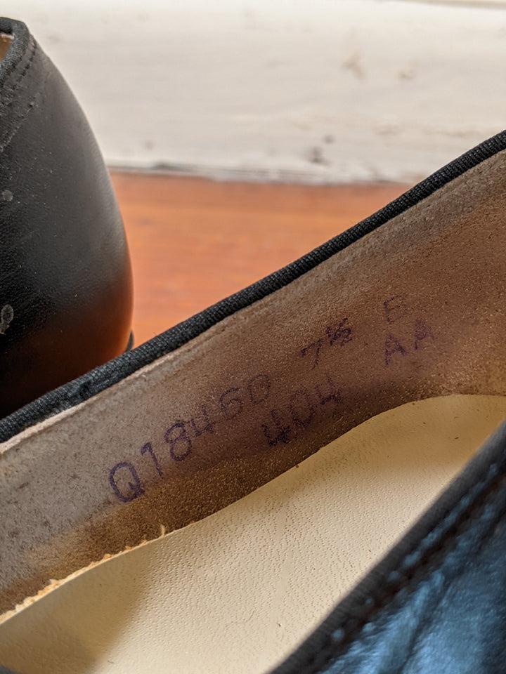 1930s-1940s Cut Out Pumps