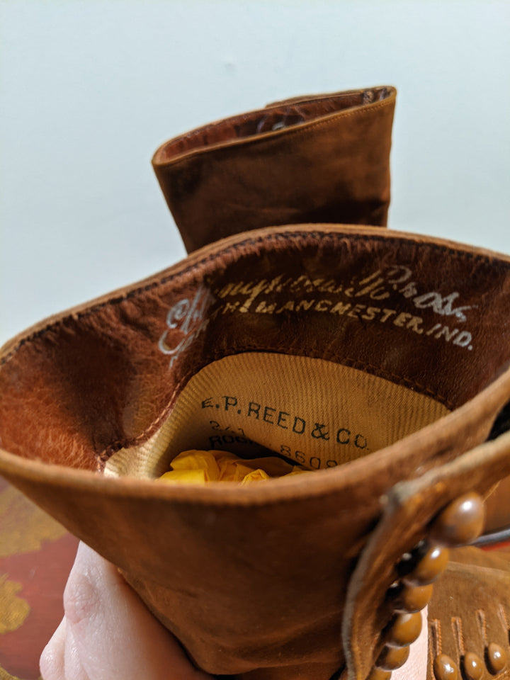 Early 1910s Brown Suede Side Button Boots | Approx Sz 5