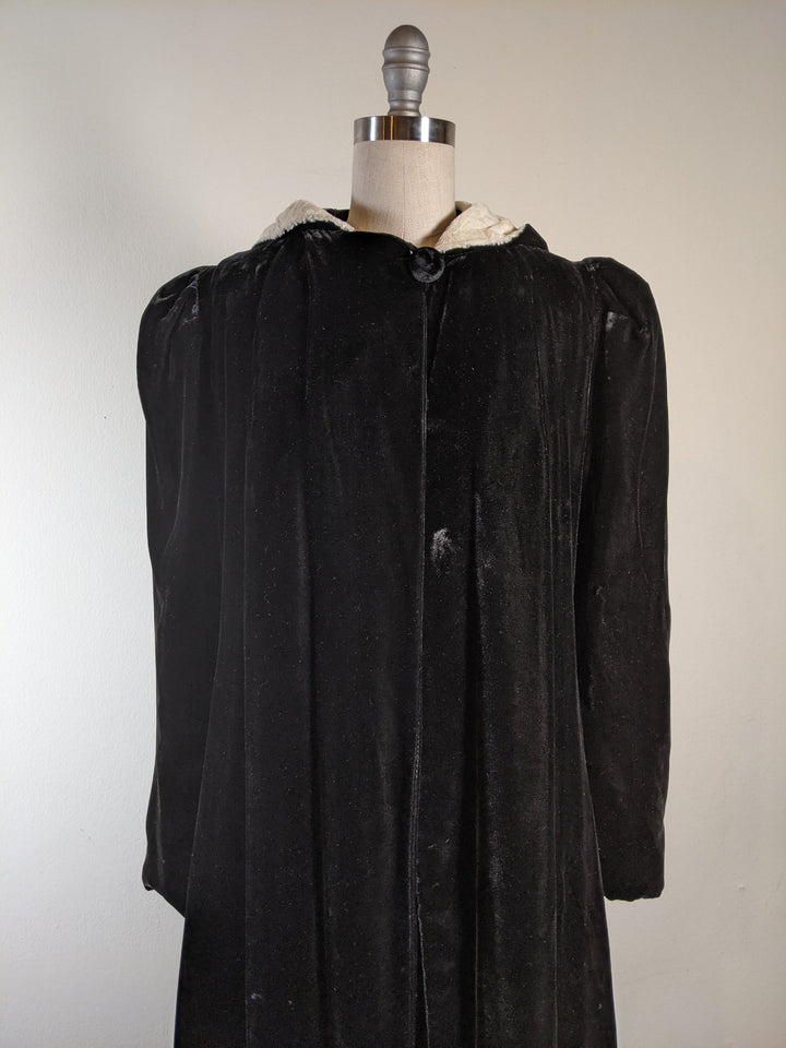 c. 1930s-1940s Hooded Velvet Cloak