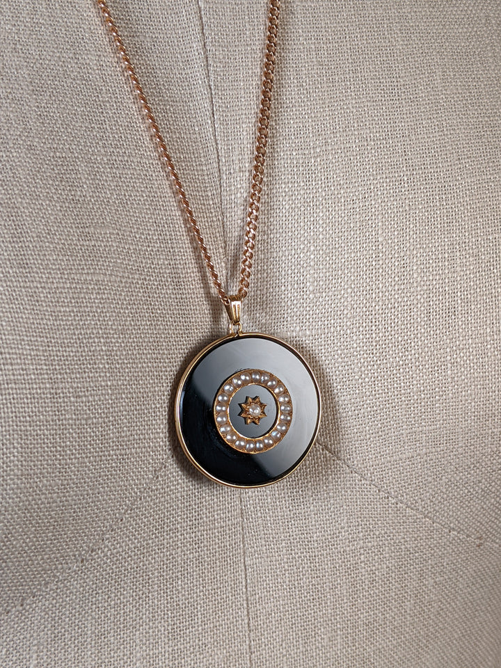 19th c. 14k Gold Onyx Star Pendant + Chain