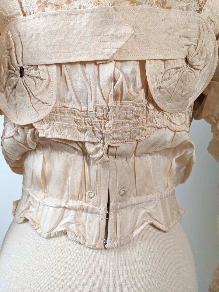 c. 1900 Silk Lace Bodice