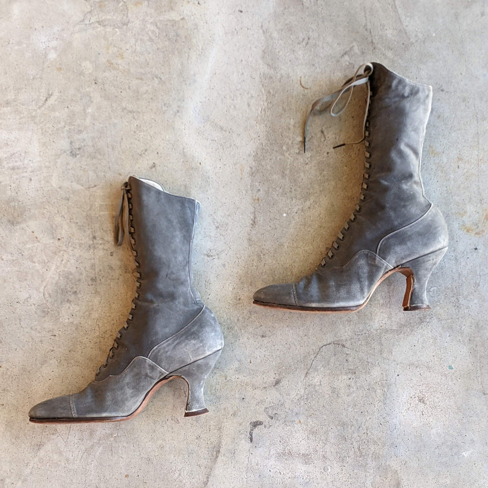 c. 1910s-1920s Grey Suede Boots | Approx Sz 5