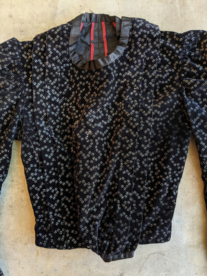 c. 1901-1902 Velveteen Bodice | Study + Display / Repair