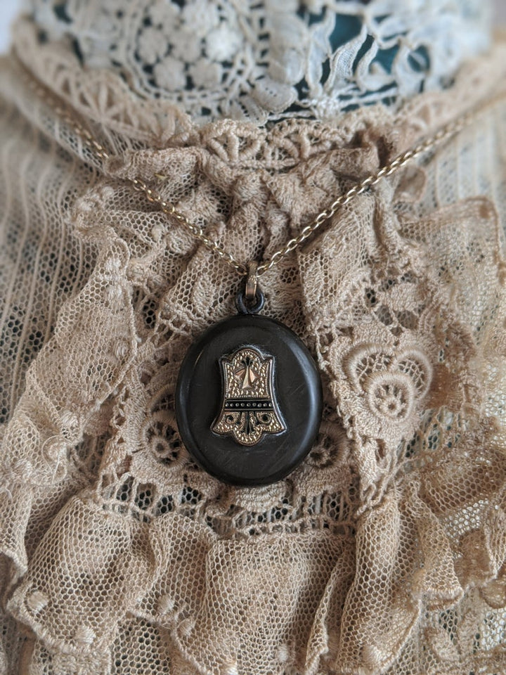 Victorian Taille d'Epargne Vulcanite Locket